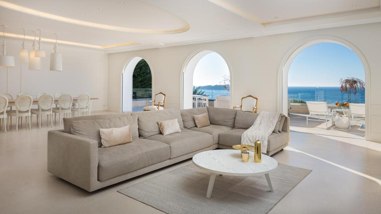 Luxury Seafront Villa Primosten Glamour With Private Pool, Sauna And Gym At The Beach In Primosten Exterior photo