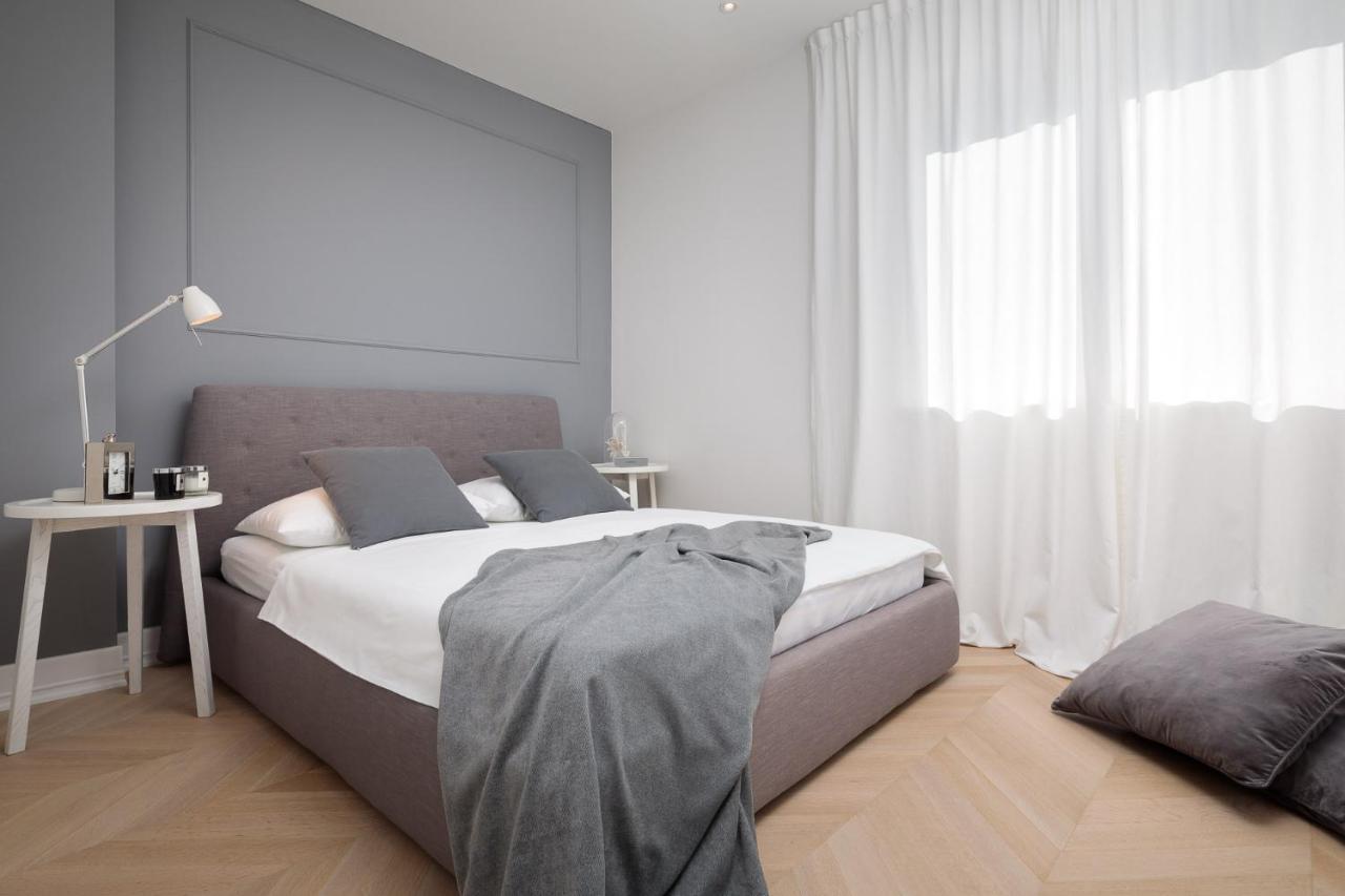 Luxury Seafront Villa Primosten Glamour With Private Pool, Sauna And Gym At The Beach In Primosten Exterior photo